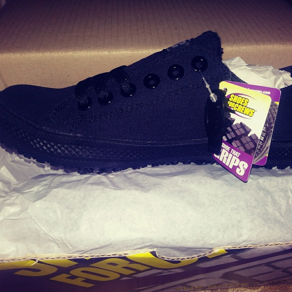 Shoes for crews